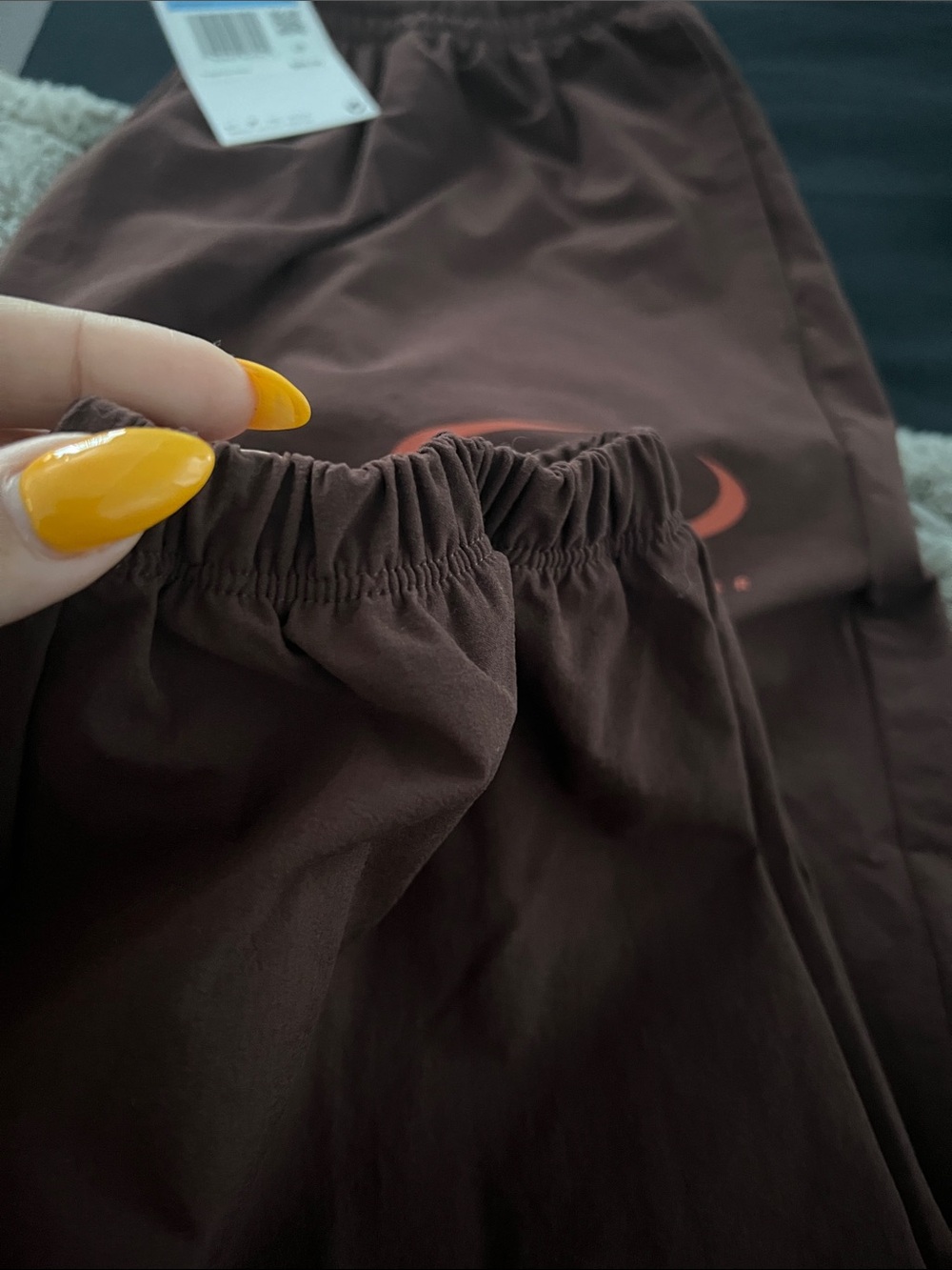 NWT: NIKE woman’s Jogger Pants - Picture 6 of 8